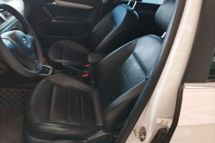 Used Volkswagen Lavida 2013 Restyled Classic 1.6L Automatic Comfort Edition Left Front Seat
