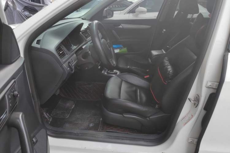 Used Volkswagen Lavida 2013 Revised Classic 1.6L Automatic Fashion Edition Left Front Seat