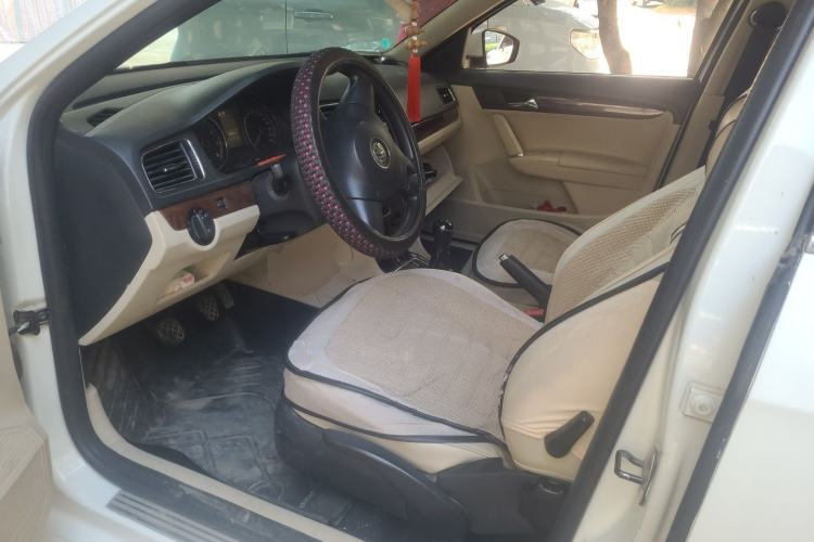 Used Volkswagen Lavida 2013 Restyled Classic 1.6L Manual Comfort Edition Left Front Seat