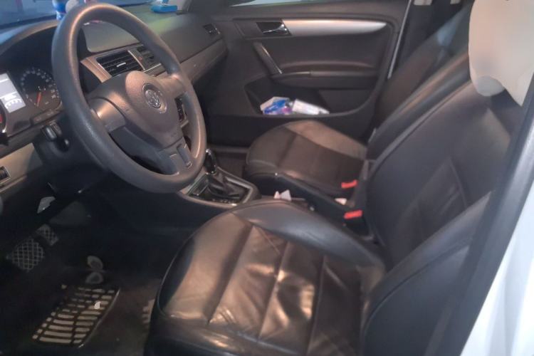 Used Volkswagen Lavida 2013 1.6L Automatic Comfort Edition Left Front Seat