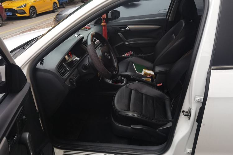 Used Volkswagen Lavida 2013 Restyled Classic 1.6L Automatic Comfort Edition Left Front Seat