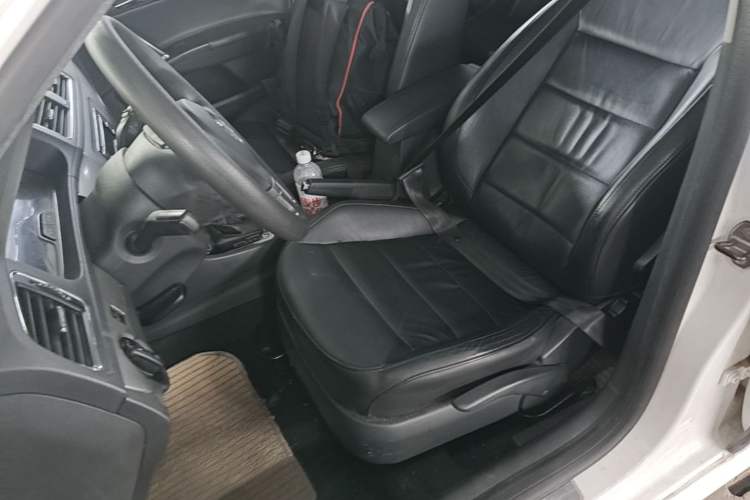 Used Volkswagen Lavida 2013 Restyled Classic 1.6L Automatic Comfort Edition Left Front Seat