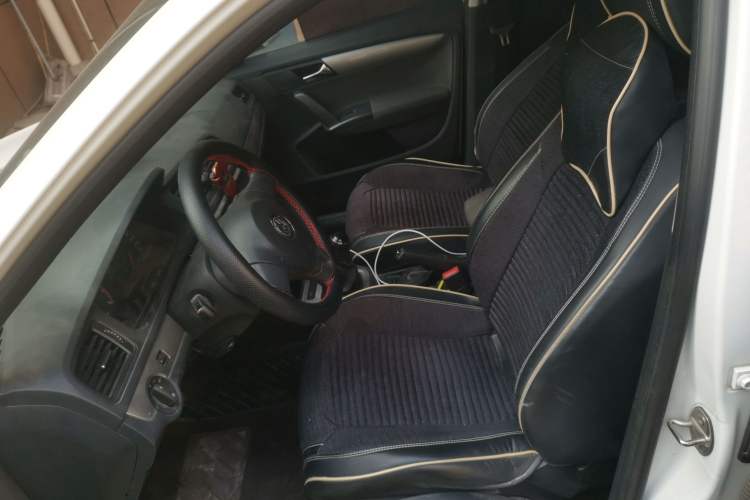 Used Volkswagen Lavida 2013 Revised Classic 1.6L Manual Fashion Edition Left Front Seat