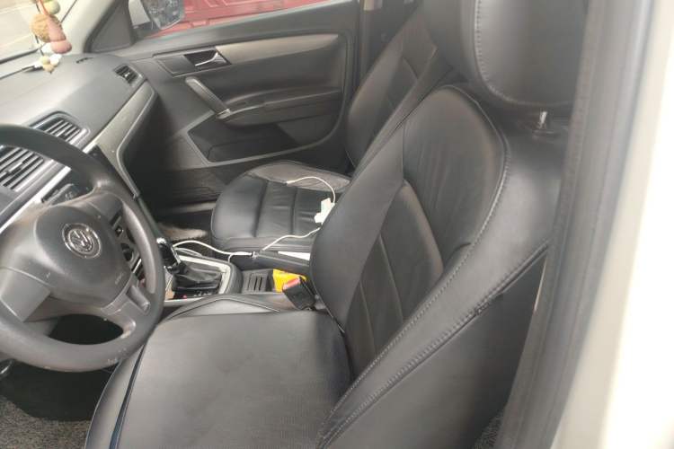 Used Volkswagen Lavida 2013 1.4TSI DSG Comfort Edition Left Front Seat