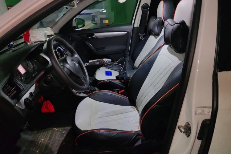 Used Volkswagen Lavida 2013 1.6L Automatic Fashion Edition Left Front Seat