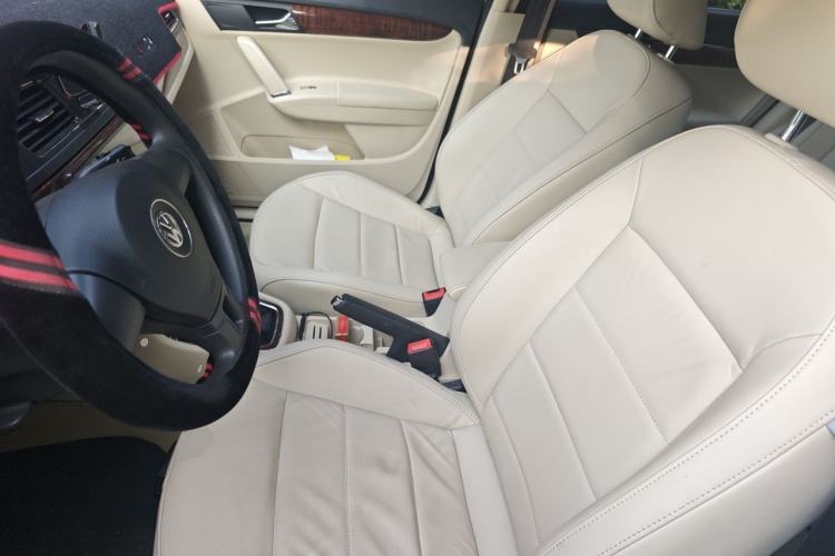 Used Volkswagen Lavida 2013 Restyled Classic 1.6L Automatic Comfort Edition Left Front Seat