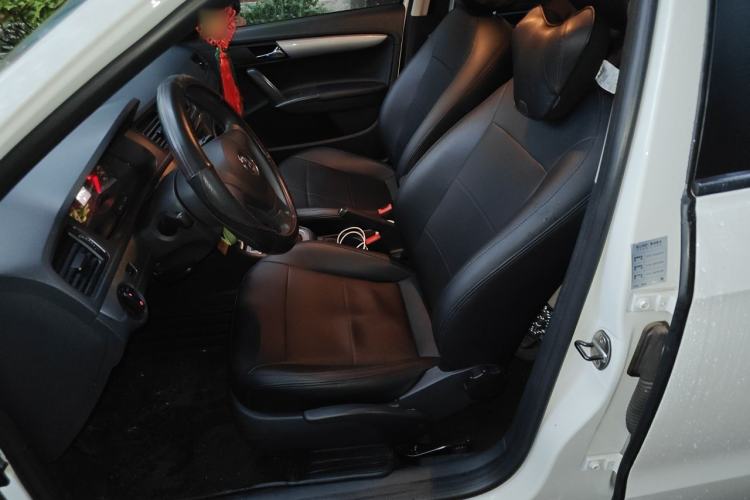 Used Volkswagen Lavida 2013 Revised Classic 1.6L Automatic Fashion Edition Left Front Seat