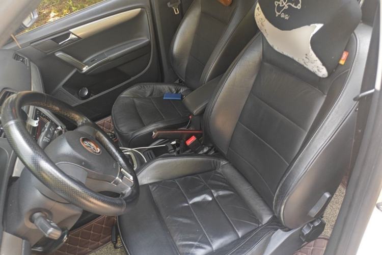 Used Volkswagen Lavida 2013 Revised Version 1.4 TSI Manual Comfort Edition Left Front Seat