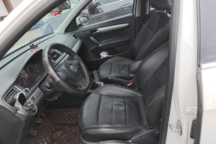 Used Volkswagen Lavida 2013 Restyled Classic 1.6L Manual Comfort Edition Left Front Seat