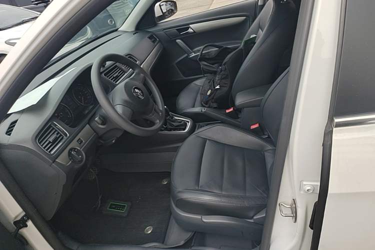 Used Volkswagen Lavida 2013 Restyled Classic 1.6L Automatic Comfort Edition Left Front Seat