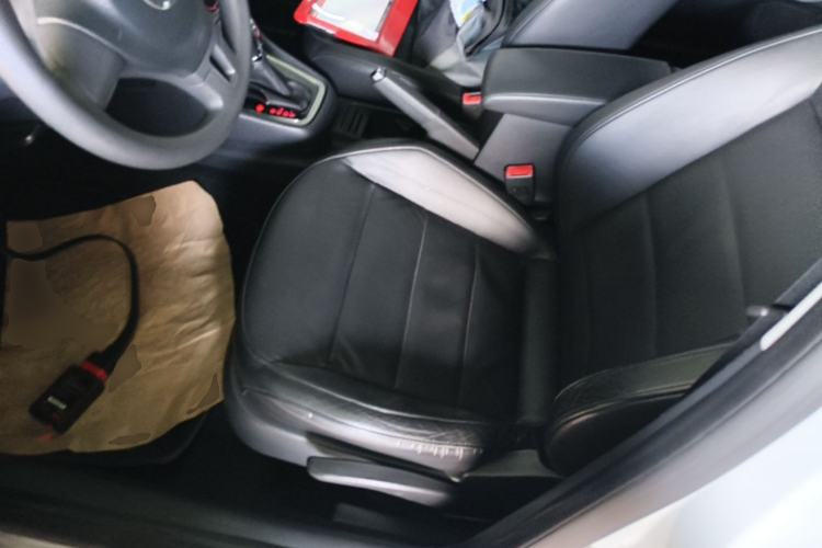 Used Volkswagen Lavida 2013 Restyled Classic 1.6L Automatic Comfort Edition Left Front Seat