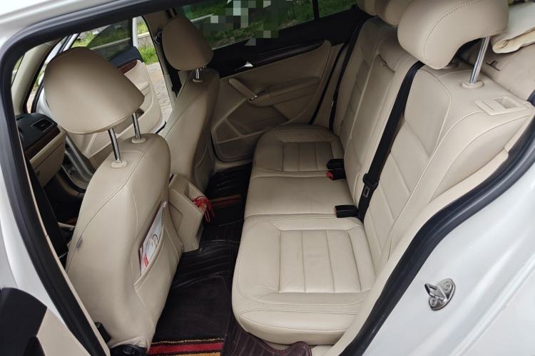 Used Volkswagen Lavida 2013 1.4TSI DSG Comfort Edition Left Rear Seat