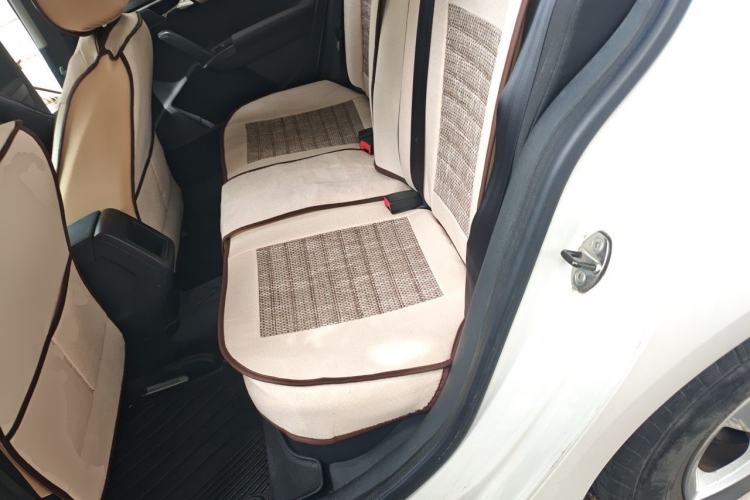 Used Volkswagen Lavida 2013 Revised Classic 1.6L Automatic Fashion Edition Left Rear Seat