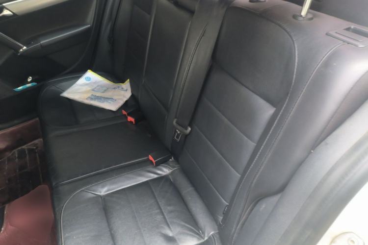 Used Volkswagen Lavida 2013 1.6L Automatic Comfort Edition Left Rear Seat