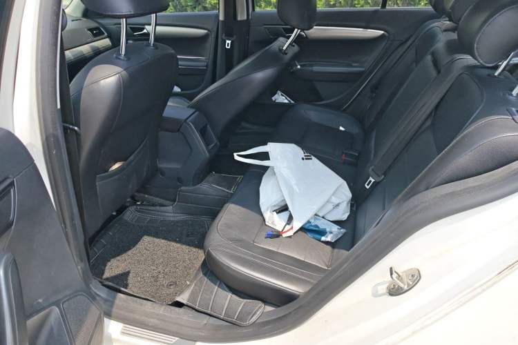 Used Volkswagen Lavida 2013 Restyled Classic 1.6L Manual Comfort Edition Left Rear Seat