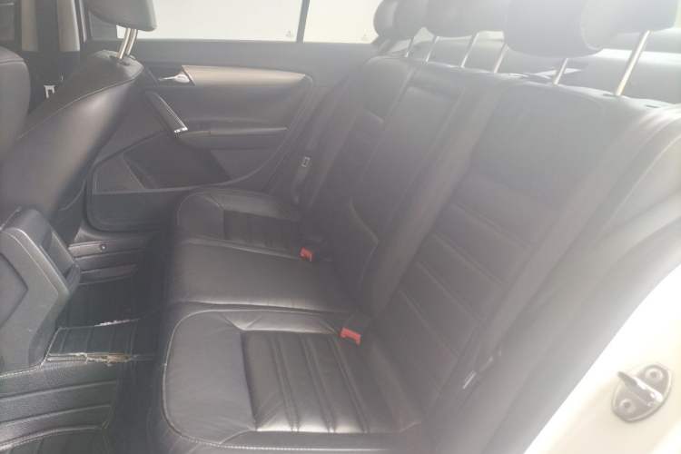 Used Volkswagen Lavida 2013 Revised Version 1.4 TSI DSG Luxury Edition Left Rear Seat