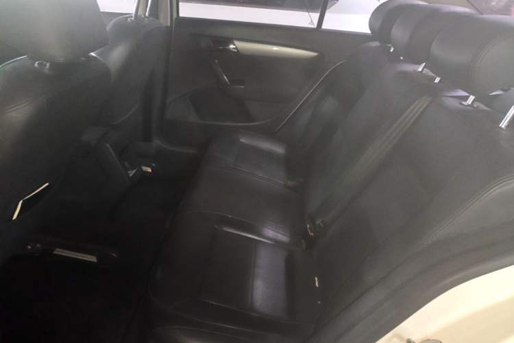 Used Volkswagen Lavida 2013 Revised Classic 1.6L Manual Fashion Edition Left Rear Seat