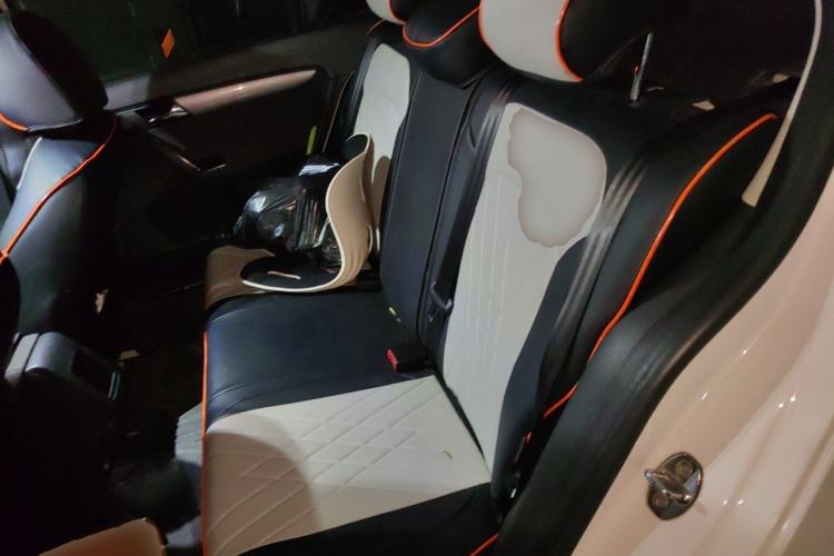 Used Volkswagen Lavida 2013 1.6L Automatic Fashion Edition Left Rear Seat
