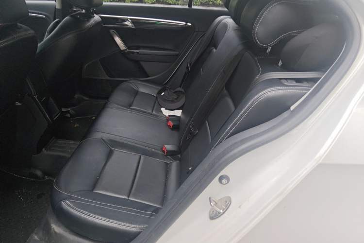 Used Volkswagen Lavida 2013 Revised Classic 1.6L Automatic Fashion Edition Left Rear Seat