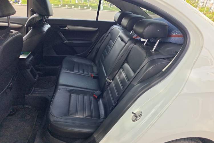 Used Volkswagen Lavida 2013 Revised Version 1.4 TSI DSG Luxury Edition Left Rear Seat