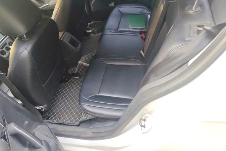Used Volkswagen Lavida 2013 Revised Classic 1.6L Automatic Fashion Edition Left Rear Seat