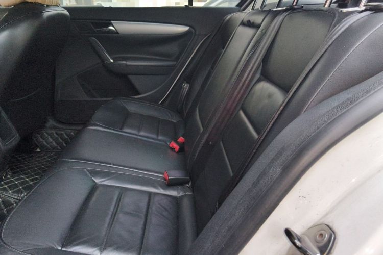 Used Volkswagen Lavida 2013 1.4TSI DSG Comfort Edition Left Rear Seat