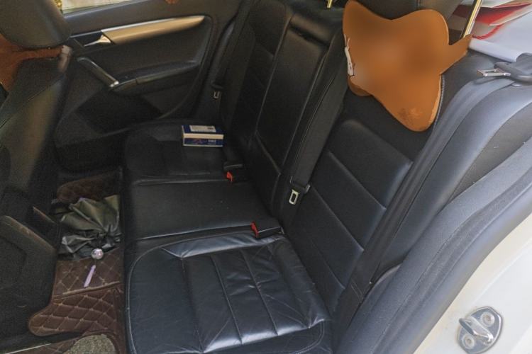 Used Volkswagen Lavida 2013 Revised Version 1.4 TSI Manual Comfort Edition Left Rear Seat