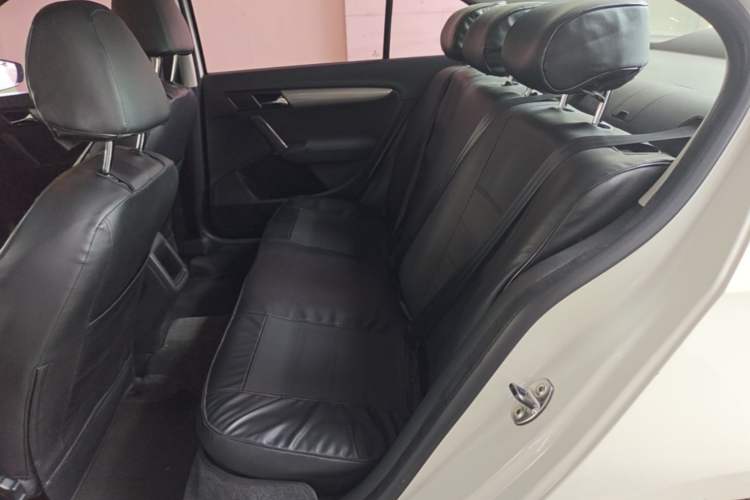 Used Volkswagen Lavida 2013 Revised Classic 1.6L Automatic Fashion Edition Left Rear Seat
