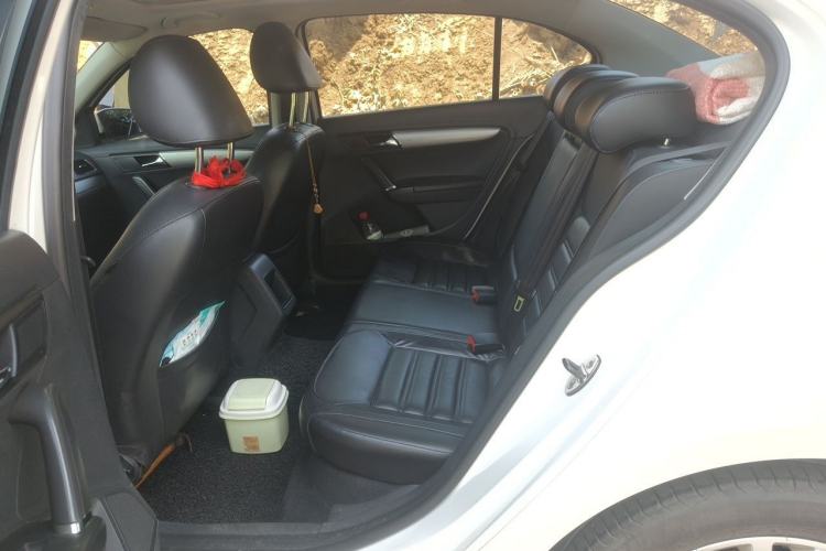 Used Volkswagen Lavida 2013 1.6L Automatic Comfort Edition Left Rear Seat