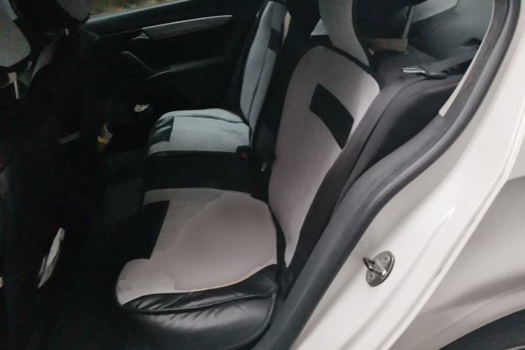 Used Volkswagen Lavida 2013 Revised Classic 1.6L Automatic Fashion Edition Left Rear Seat