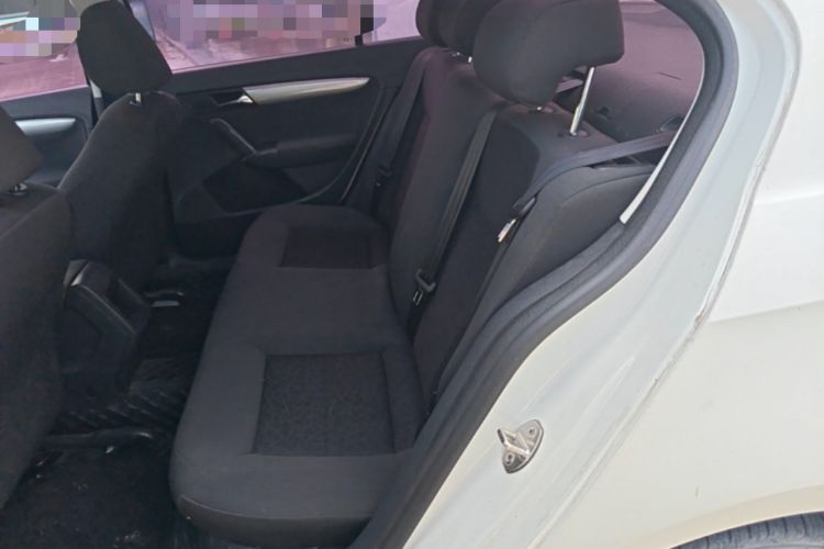 Used Volkswagen Lavida 2013 Revised Classic 1.6L Manual Fashion Edition Left Rear Seat