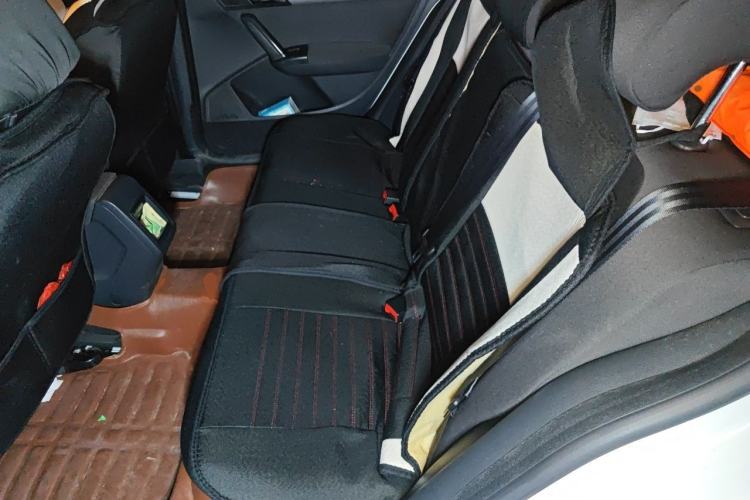 Used Volkswagen Lavida 2013 Revised Classic 1.6L Manual Fashion Edition Left Rear Seat