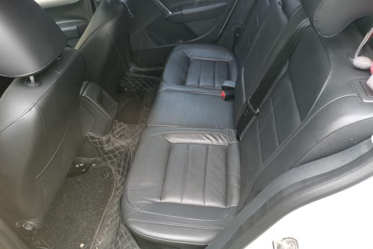 Used Volkswagen Lavida 2013 Revised Version 1.4 TSI DSG Comfort Edition Left Rear Seat
