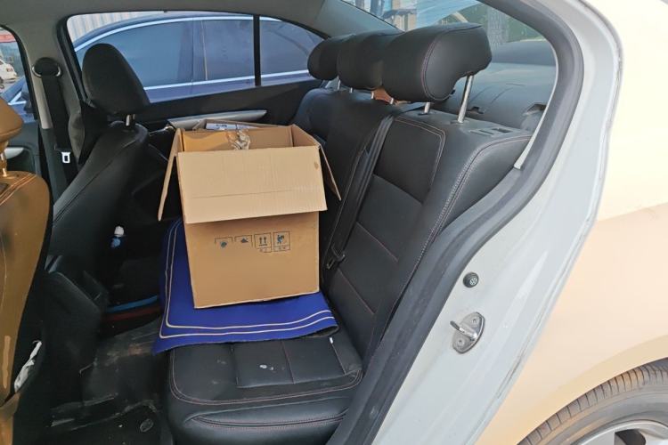 Used Volkswagen Lavida 2013 Revised Classic 1.6L Manual Fashion Edition Left Rear Seat
