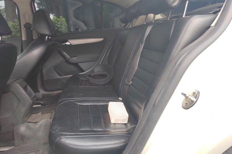 Used Volkswagen Lavida 2013 Revised Classic 1.6L Manual Fashion Edition Left Rear Seat