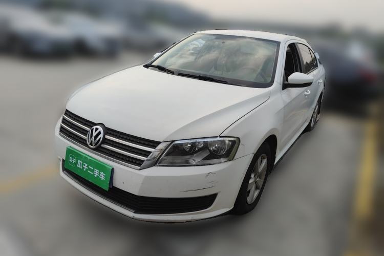 Used Volkswagen Lavida 2013 Revised Classic 1.6L Manual Fashion Edition Guazi used car, China used car export, Used car for sale, Used cars, Cheapest cars for sale