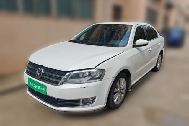 Used Volkswagen Lavida 2013 Restyled Classic 1.6L Manual Comfort Edition