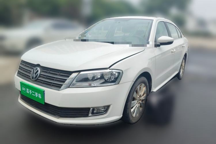 Used Volkswagen Lavida 2013 Restyled Classic 1.6L Manual Comfort Edition Guazi used car, China used car export, Used car for sale, Used cars, Cheapest cars for sale