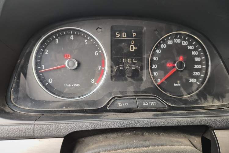Used Volkswagen Lavida 2013 Restyled Classic 1.6L Automatic Comfort Edition Odometer Close Up