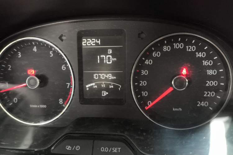 Used Volkswagen Lavida 2013 Restyled Classic 1.6L Manual Comfort Edition Odometer Close Up