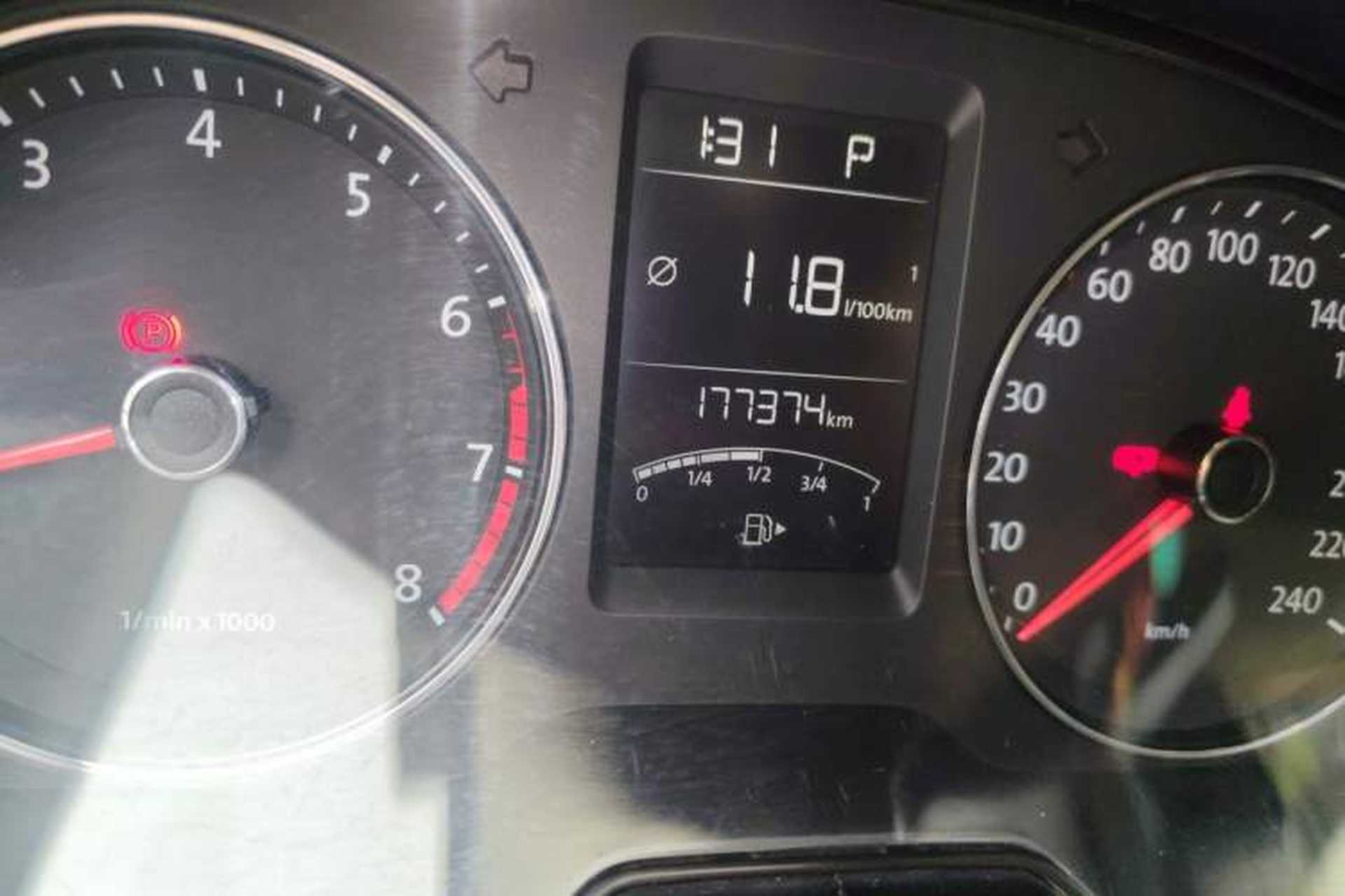 Used Volkswagen Lavida 2013 Restyled Classic 1.6L Automatic Comfort Edition Odometer Close Up