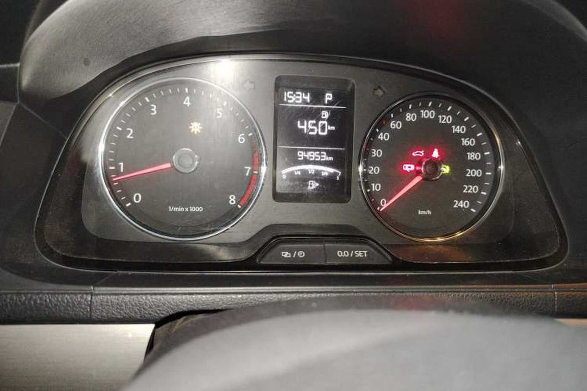 Used Volkswagen Lavida 2013 Restyled Classic 1.6L Automatic Comfort Edition Odometer Close Up