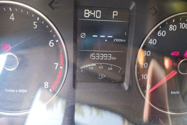 Used Volkswagen Lavida 2013 Restyled Classic 1.6L Automatic Comfort Edition Odometer Close Up