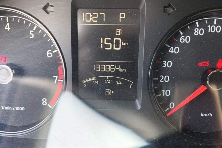 Used Volkswagen Lavida 2013 Revised Classic 1.6L Automatic Fashion Edition Odometer Close Up