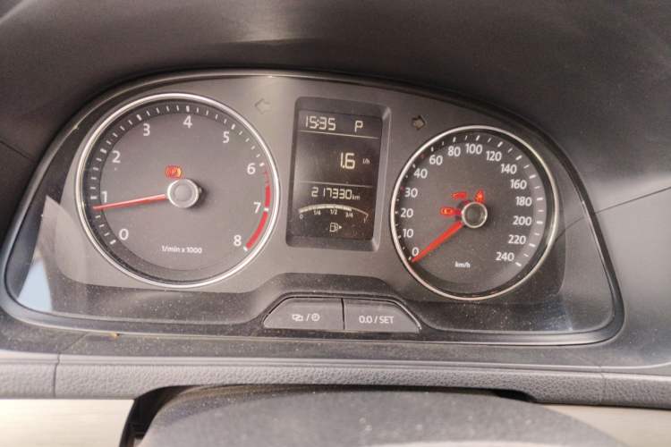 Used Volkswagen Lavida 2013 Restyled Classic 1.6L Automatic Comfort Edition Odometer Close Up