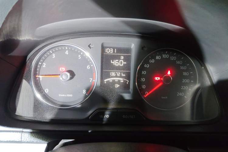 Used Volkswagen Lavida 2013 Restyled Classic 1.6L Manual Comfort Edition Odometer Close Up