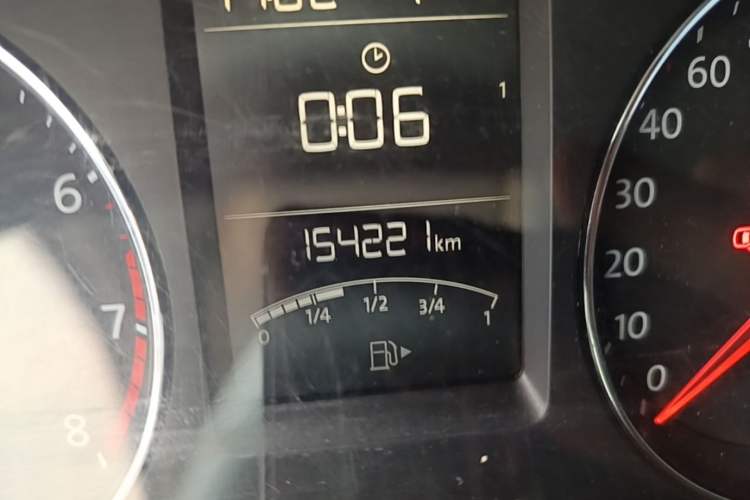 Used Volkswagen Lavida 2013 Restyled Classic 1.6L Automatic Comfort Edition Odometer Close Up