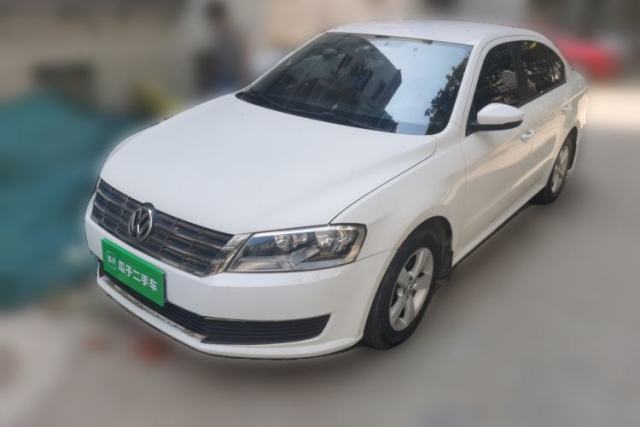 Used Volkswagen Lavida 2013 Revised Classic 1.6L Manual Fashion Edition