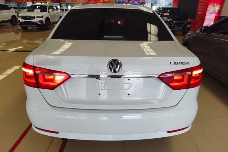Used Volkswagen Lavida 2013 Revised Classic 1.6L Manual Fashion Edition Rear