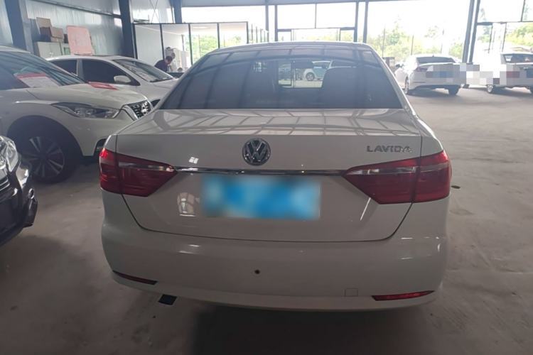 Used Volkswagen Lavida 2013 Revised Classic 1.6L Manual Fashion Edition Rear